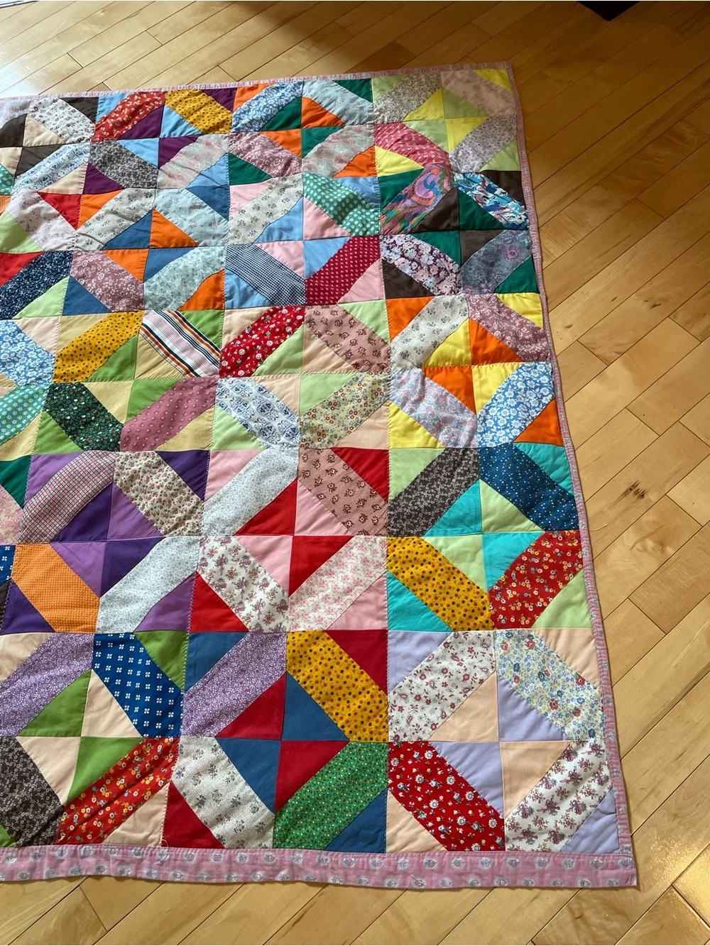 70’s Handmade Machine Zig Zag Stitch Multi Colored Patchwork Throw Lap Quilt